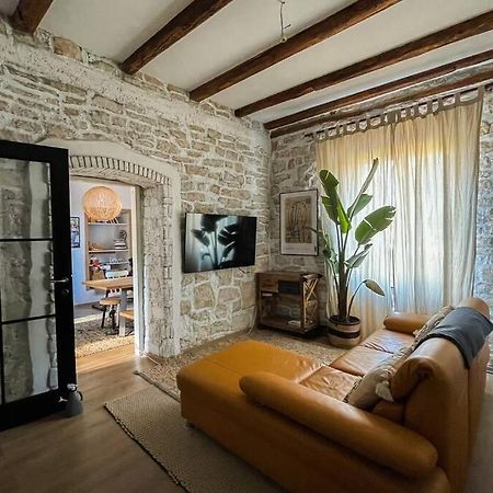 The Bungalow By The Sea In Historic Porec Old City Exteriör bild