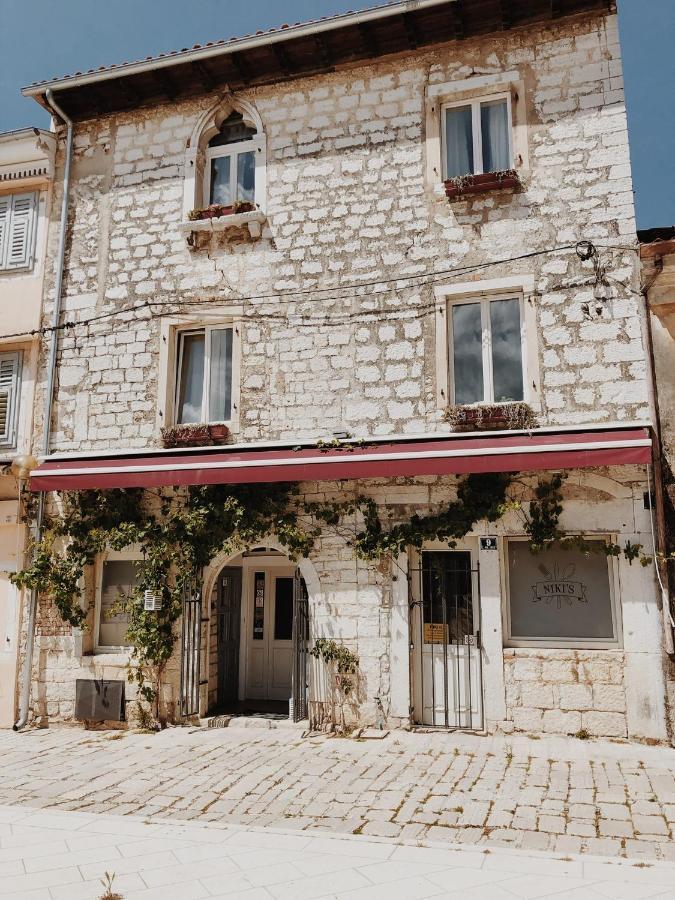 The Bungalow By The Sea In Historic Porec Old City Exteriör bild
